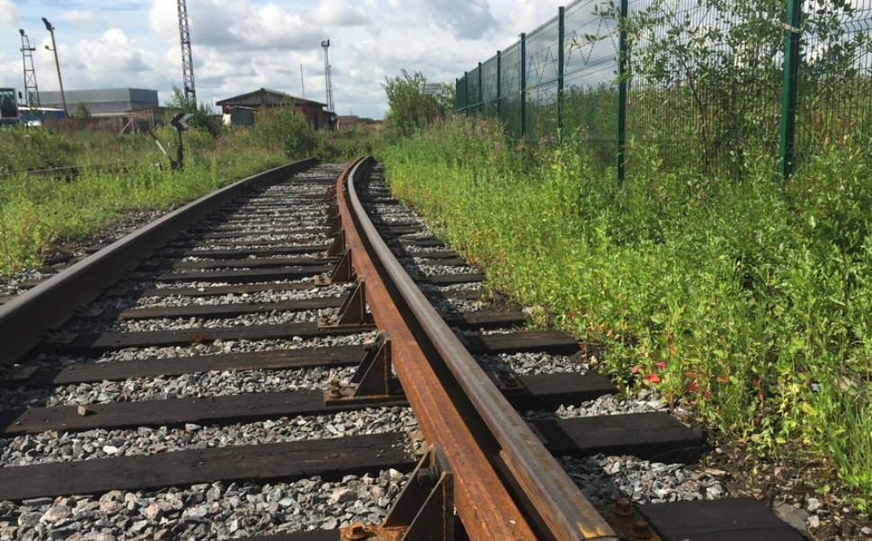 Темир жолду Бишкектин сыртына чыгаруунун 2 жо...